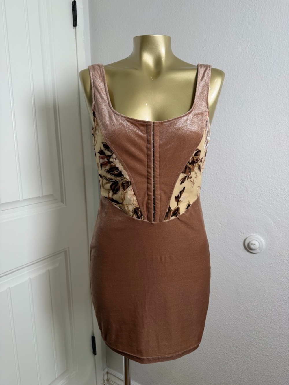 Windsor Rose Gold Velvet Corset Mini Dress with Floral Side Panels - Picture 2 of 7